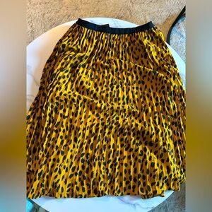 Tahari Pleated Cheetah Dot Midi Skirt - NWT